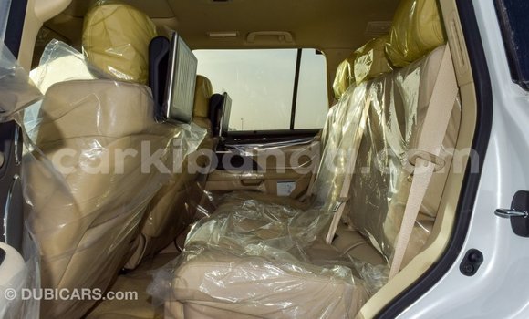 Gura Imported Lexus LX White Imodoka i Import - Dubai mu Uganda Gura Imported Lexus LX White Imodoka i Import - Dubai mu Uganda