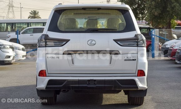 Gura Imported Lexus LX White Imodoka i Import - Dubai mu Uganda Gura Imported Lexus LX White Imodoka i Import - Dubai mu Uganda