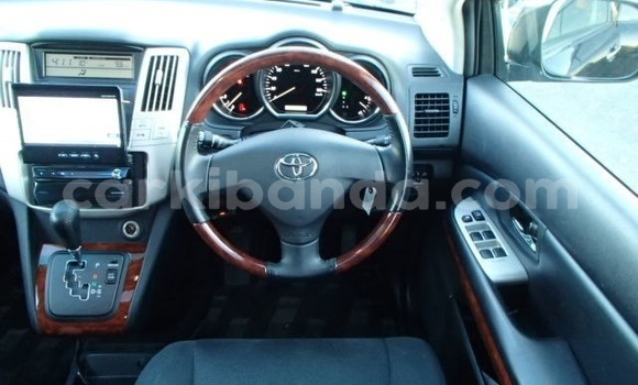 Buy Used Toyota Harrier Black Car in Kampala in Uganda Buy Used Toyota Harrier Black Car in Kampala in Uganda