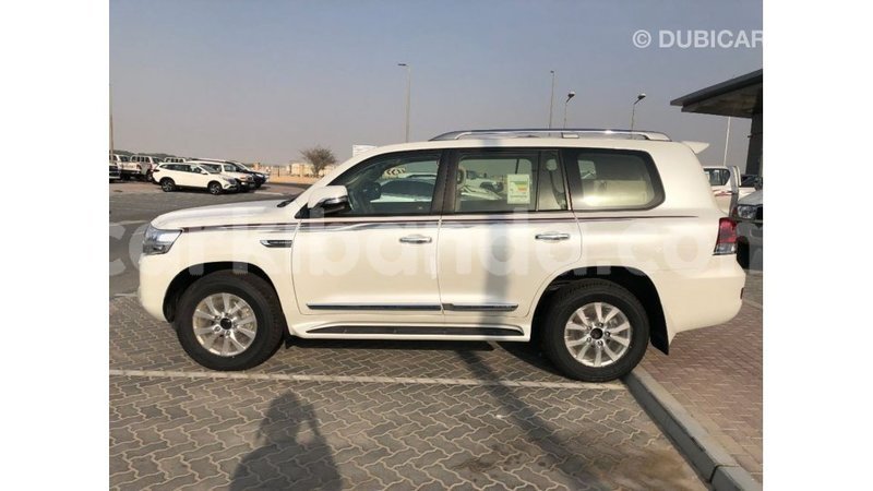 Big with watermark toyota land cruiser uganda import dubai 9550