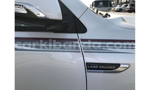 Buy Import Toyota Land Cruiser White Car in Import - Dubai in Uganda Buy Import Toyota Land Cruiser White Car in Import - Dubai in Uganda