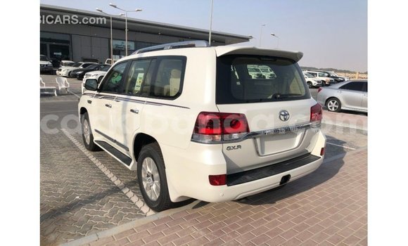 Buy Import Toyota Land Cruiser White Car in Import - Dubai in Uganda Buy Import Toyota Land Cruiser White Car in Import - Dubai in Uganda