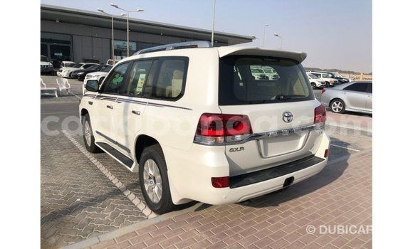 Buy Import Toyota Land Cruiser White Car in Import - Dubai in Uganda Buy Import Toyota Land Cruiser White Car in Import - Dubai in Uganda