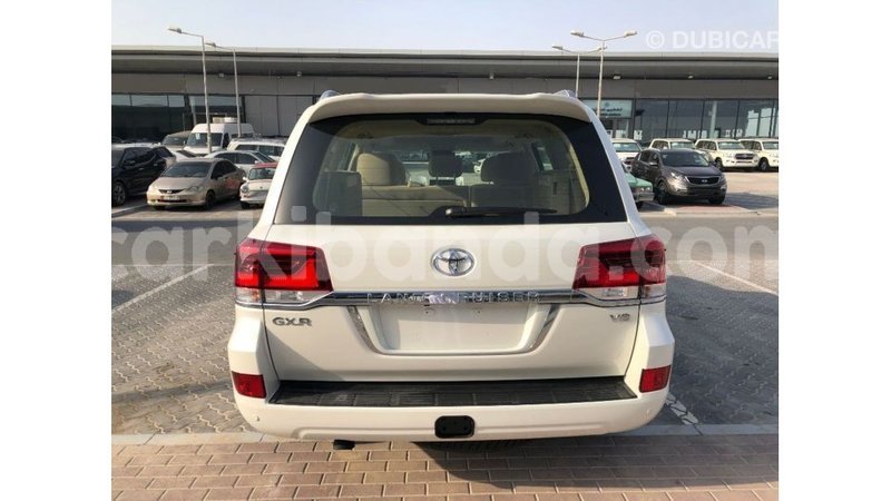 Big with watermark toyota land cruiser uganda import dubai 9551