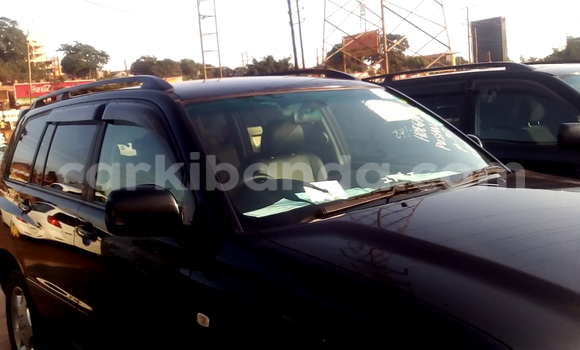Gura Yakoze Nissan X–Trail Black Imodoka i Arua mu Uganda Gura Yakoze Nissan X–Trail Black Imodoka i Arua mu Uganda