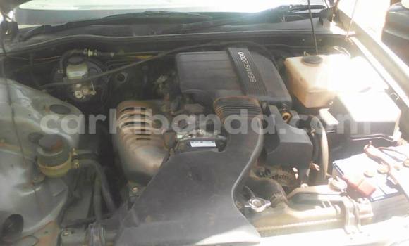 Nunua Ilio tumika Toyota Mark II Fedha Gari ndani ya Kampala nchini Uganda Nunua Ilio tumika Toyota Mark II Fedha Gari ndani ya Kampala nchini Uganda