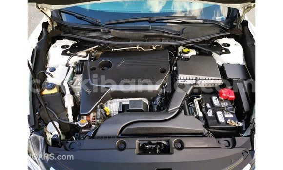 Buy Import Nissan Altima White Car in Import - Dubai in Uganda Buy Import Nissan Altima White Car in Import - Dubai in Uganda