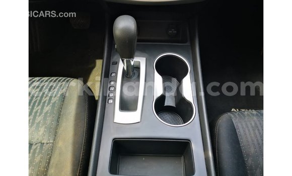 Buy Import Nissan Altima Black Car in Import - Dubai in Uganda Buy Import Nissan Altima Black Car in Import - Dubai in Uganda