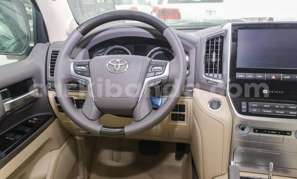 Buy Import Toyota Land Cruiser Black Car in Import - Dubai in Uganda Buy Import Toyota Land Cruiser Black Car in Import - Dubai in Uganda
