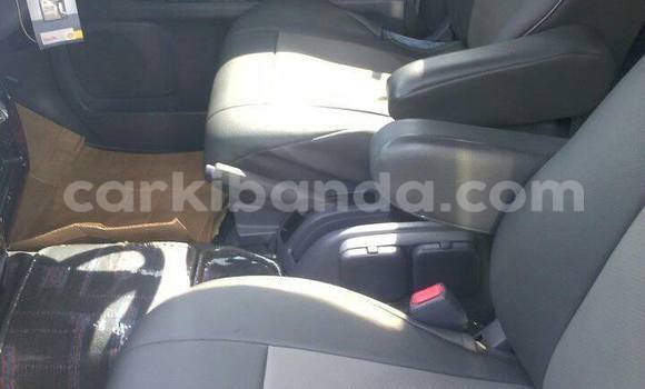 Acheter Occasion Voiture Toyota Noah Noir à Kampala, Ouganda Acheter Occasion Voiture Toyota Noah Noir à Kampala, Ouganda