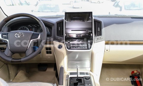 Buy Import Toyota Land Cruiser White Car in Import - Dubai in Uganda Buy Import Toyota Land Cruiser White Car in Import - Dubai in Uganda