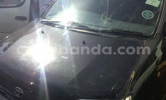 Acheter Occasion Voiture Toyota Noah Noir à Kampala, Ouganda Acheter Occasion Voiture Toyota Noah Noir à Kampala, Ouganda