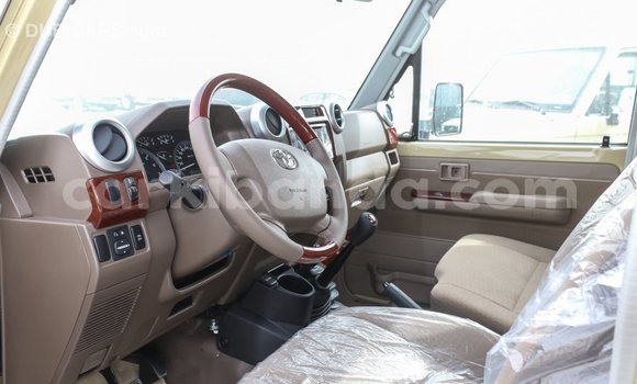 Buy Import Toyota Land Cruiser Beige Car in Import - Dubai in Uganda Buy Import Toyota Land Cruiser Beige Car in Import - Dubai in Uganda