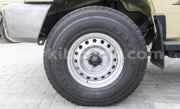 Buy Import Toyota Land Cruiser Beige Car in Import - Dubai in Uganda Buy Import Toyota Land Cruiser Beige Car in Import - Dubai in Uganda