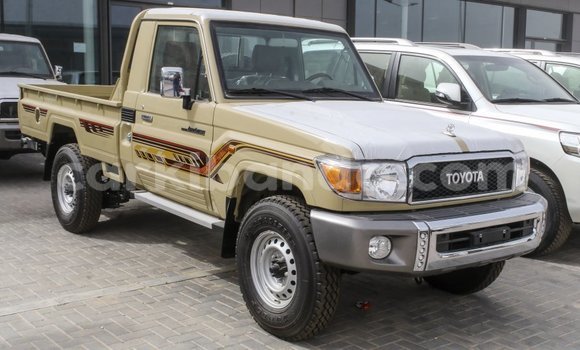 Buy Import Toyota Land Cruiser Beige Car in Import - Dubai in Uganda Buy Import Toyota Land Cruiser Beige Car in Import - Dubai in Uganda