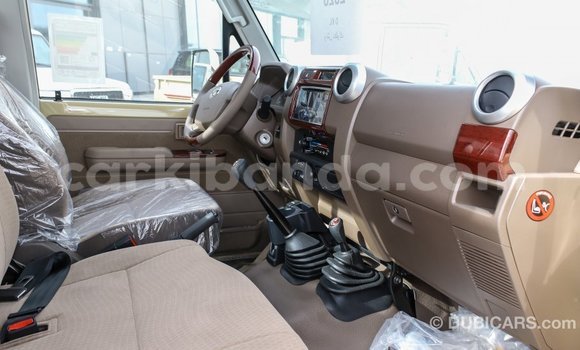 Buy Import Toyota Land Cruiser Beige Car in Import - Dubai in Uganda Buy Import Toyota Land Cruiser Beige Car in Import - Dubai in Uganda