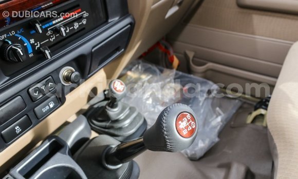 Buy Import Toyota Land Cruiser Beige Car in Import - Dubai in Uganda Buy Import Toyota Land Cruiser Beige Car in Import - Dubai in Uganda