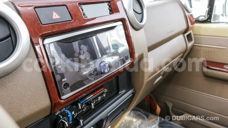 Big with watermark toyota land cruiser uganda import dubai 9567