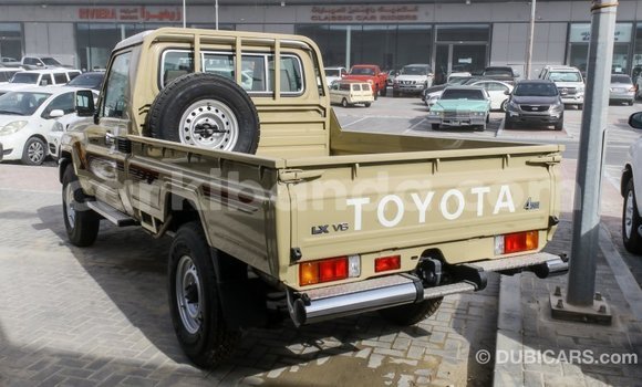 Buy Import Toyota Land Cruiser Beige Car in Import - Dubai in Uganda Buy Import Toyota Land Cruiser Beige Car in Import - Dubai in Uganda