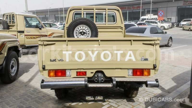 Big with watermark toyota land cruiser uganda import dubai 9567