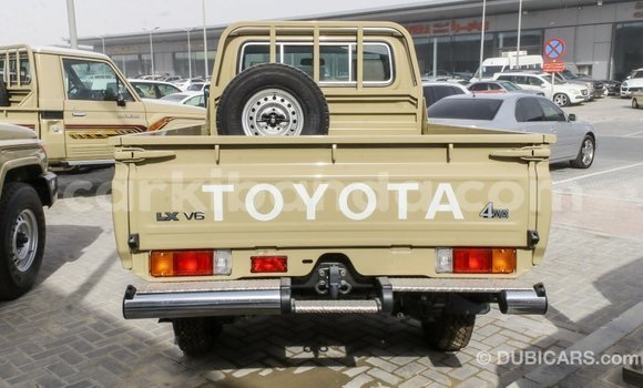 Buy Import Toyota Land Cruiser Beige Car in Import - Dubai in Uganda Buy Import Toyota Land Cruiser Beige Car in Import - Dubai in Uganda