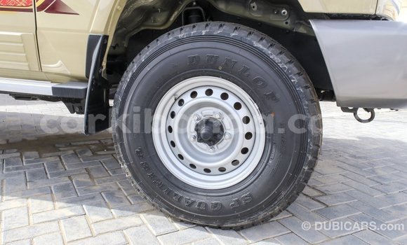 Buy Import Toyota Land Cruiser Beige Car in Import - Dubai in Uganda Buy Import Toyota Land Cruiser Beige Car in Import - Dubai in Uganda