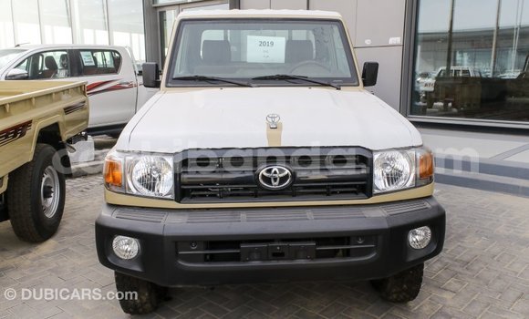 Buy Import Toyota Land Cruiser Beige Car in Import - Dubai in Uganda Buy Import Toyota Land Cruiser Beige Car in Import - Dubai in Uganda
