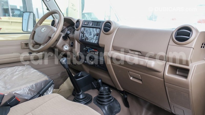 Big with watermark toyota land cruiser uganda import dubai 9569