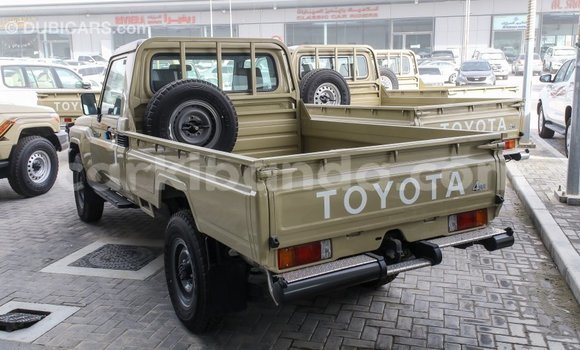 Buy Import Toyota Land Cruiser Beige Car in Import - Dubai in Uganda Buy Import Toyota Land Cruiser Beige Car in Import - Dubai in Uganda