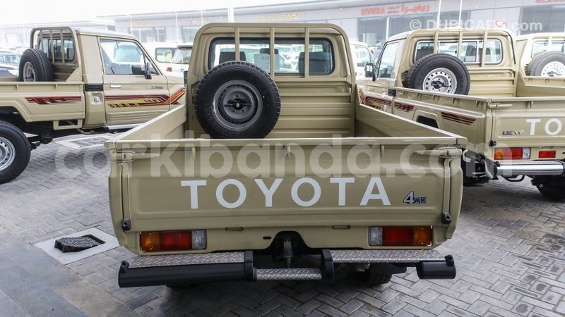 Big with watermark toyota land cruiser uganda import dubai 9569