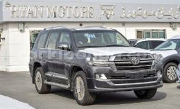 Gura Imported Toyota Land Cruiser Other Imodoka i Import - Dubai mu Uganda Gura Imported Toyota Land Cruiser Other Imodoka i Import - Dubai mu Uganda