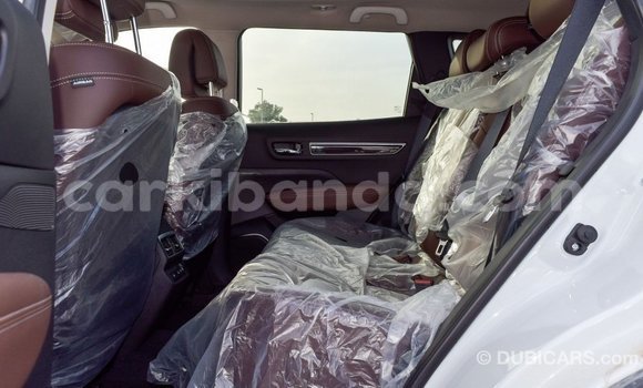 Buy Import Renault Koleos White Car in Import - Dubai in Uganda Buy Import Renault Koleos White Car in Import - Dubai in Uganda