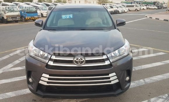 Buy Import Toyota Highlander Other Car in Import - Dubai in Uganda Buy Import Toyota Highlander Other Car in Import - Dubai in Uganda