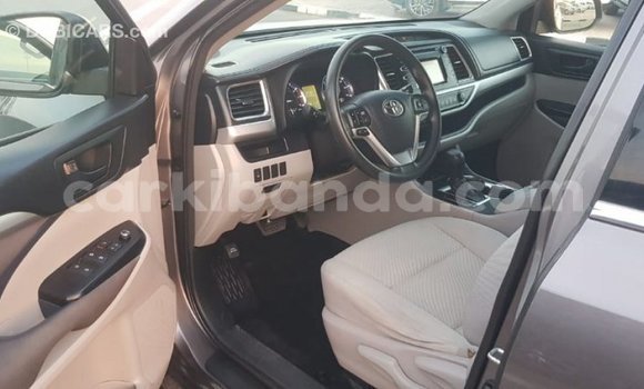 Buy Import Toyota Highlander Other Car in Import - Dubai in Uganda Buy Import Toyota Highlander Other Car in Import - Dubai in Uganda