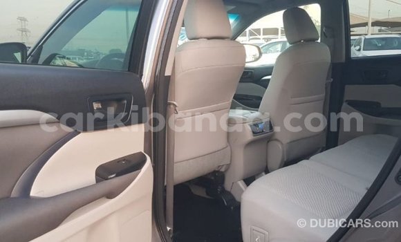 Buy Import Toyota Highlander Other Car in Import - Dubai in Uganda Buy Import Toyota Highlander Other Car in Import - Dubai in Uganda