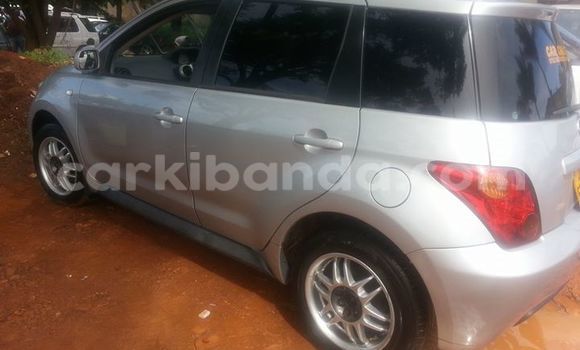 Buy Used Toyota IST Silver Car in Kampala in Uganda Buy Used Toyota IST Silver Car in Kampala in Uganda
