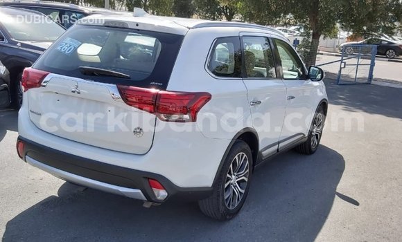 Buy Import Mitsubishi Outlander White Car in Import - Dubai in Uganda Buy Import Mitsubishi Outlander White Car in Import - Dubai in Uganda