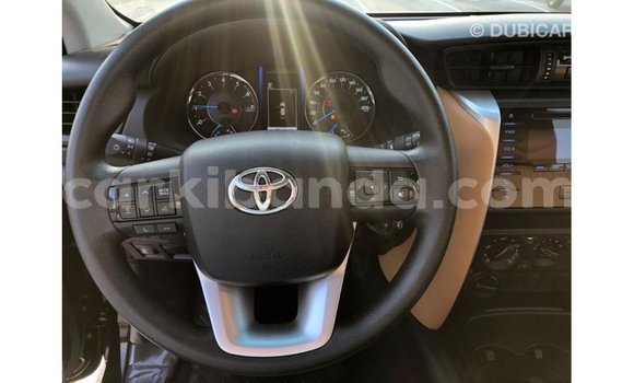 Acheter Import Voiture Toyota Fortuner Noir à Import - Dubai, Ouganda Acheter Import Voiture Toyota Fortuner Noir à Import - Dubai, Ouganda