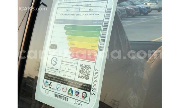 Acheter Import Voiture Toyota Fortuner Noir à Import - Dubai, Ouganda Acheter Import Voiture Toyota Fortuner Noir à Import - Dubai, Ouganda