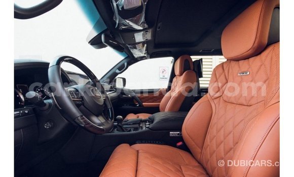 Gura Imported Lexus LX Black Imodoka i Import - Dubai mu Uganda Gura Imported Lexus LX Black Imodoka i Import - Dubai mu Uganda