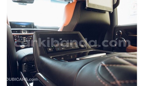 Gura Imported Lexus LX Black Imodoka i Import - Dubai mu Uganda Gura Imported Lexus LX Black Imodoka i Import - Dubai mu Uganda