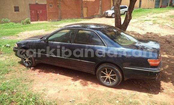 Gura Yakoze Toyota Mark II Black Imodoka i Kampala mu Uganda Gura Yakoze Toyota Mark II Black Imodoka i Kampala mu Uganda