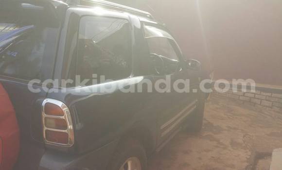 Gura Yakoze Toyota RAV4 Blue Imodoka i Kampala mu Uganda Gura Yakoze Toyota RAV4 Blue Imodoka i Kampala mu Uganda