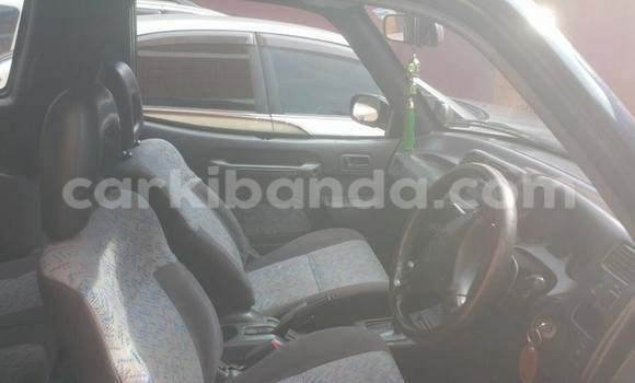 Gura Yakoze Toyota RAV4 Blue Imodoka i Kampala mu Uganda Gura Yakoze Toyota RAV4 Blue Imodoka i Kampala mu Uganda