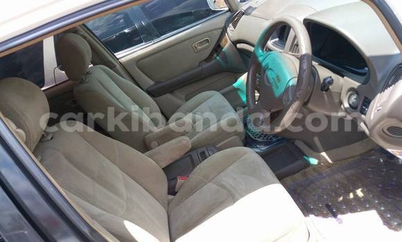 Buy Used Toyota Harrier White Car in Kampala in Uganda Buy Used Toyota Harrier White Car in Kampala in Uganda