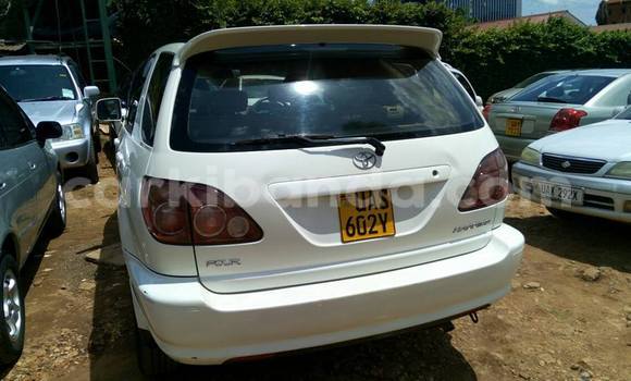 Buy Used Toyota Harrier White Car in Kampala in Uganda Buy Used Toyota Harrier White Car in Kampala in Uganda