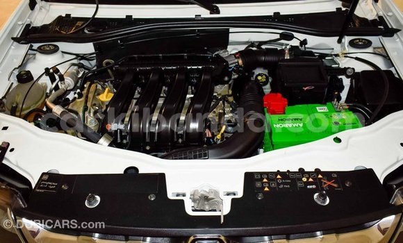 Acheter Import Voiture Renault Duster Blanc à Import - Dubai, Ouganda Acheter Import Voiture Renault Duster Blanc à Import - Dubai, Ouganda