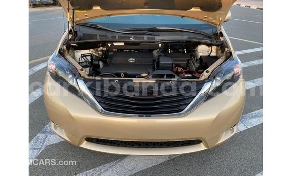 Buy Import Toyota Sienna Other Car in Import - Dubai in Uganda Buy Import Toyota Sienna Other Car in Import - Dubai in Uganda