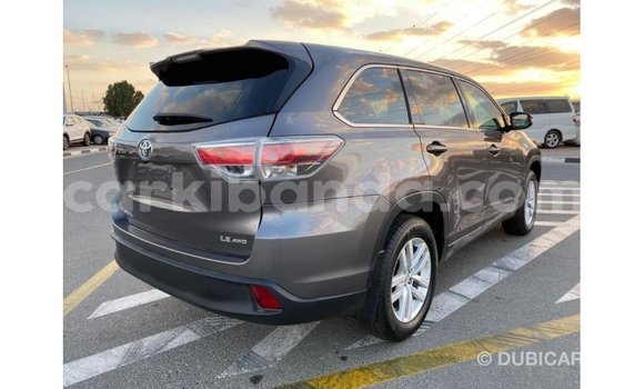 Buy Import Toyota Highlander Other Car in Import - Dubai in Uganda Buy Import Toyota Highlander Other Car in Import - Dubai in Uganda