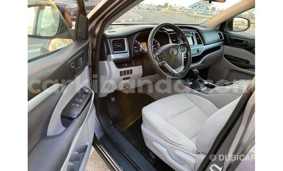 Buy Import Toyota Highlander Other Car in Import - Dubai in Uganda Buy Import Toyota Highlander Other Car in Import - Dubai in Uganda